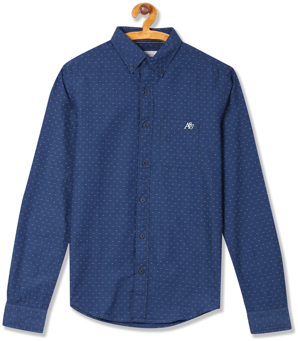 

A ropostale Men Blue Printed Regular Fit Casual Shirt