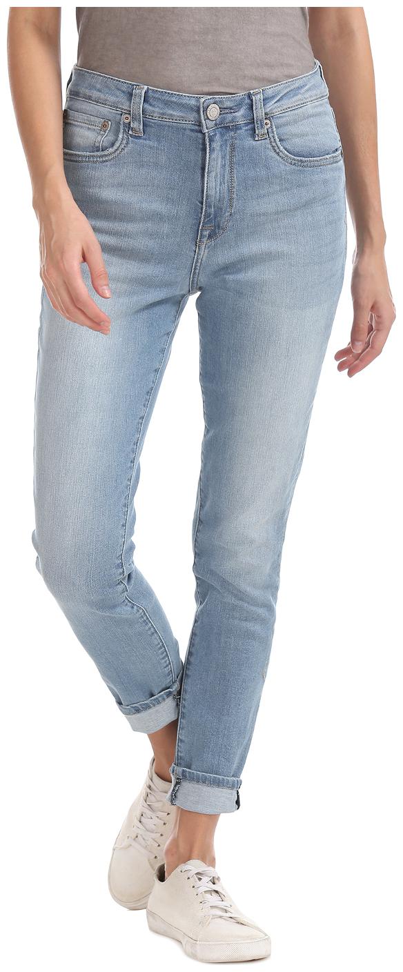 

Aeropostale Women Blue Relaxed fit Jeans