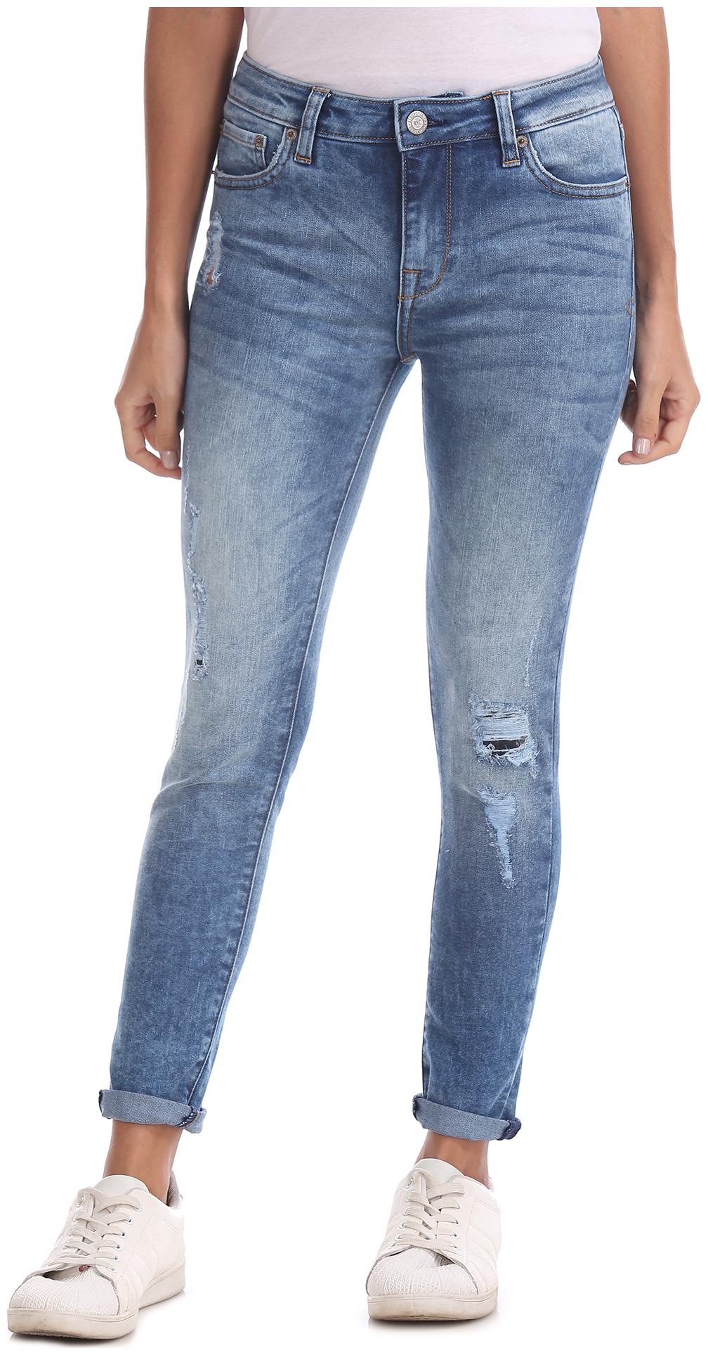 

A ropostale Women Blue Slim fit Jeans