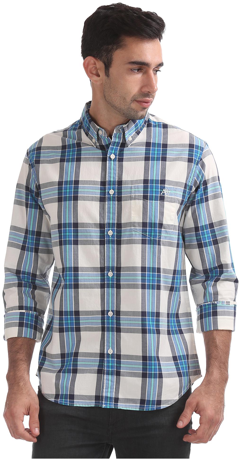 

Aeropostale Men Blue Checked Regular Fit Casual Shirt
