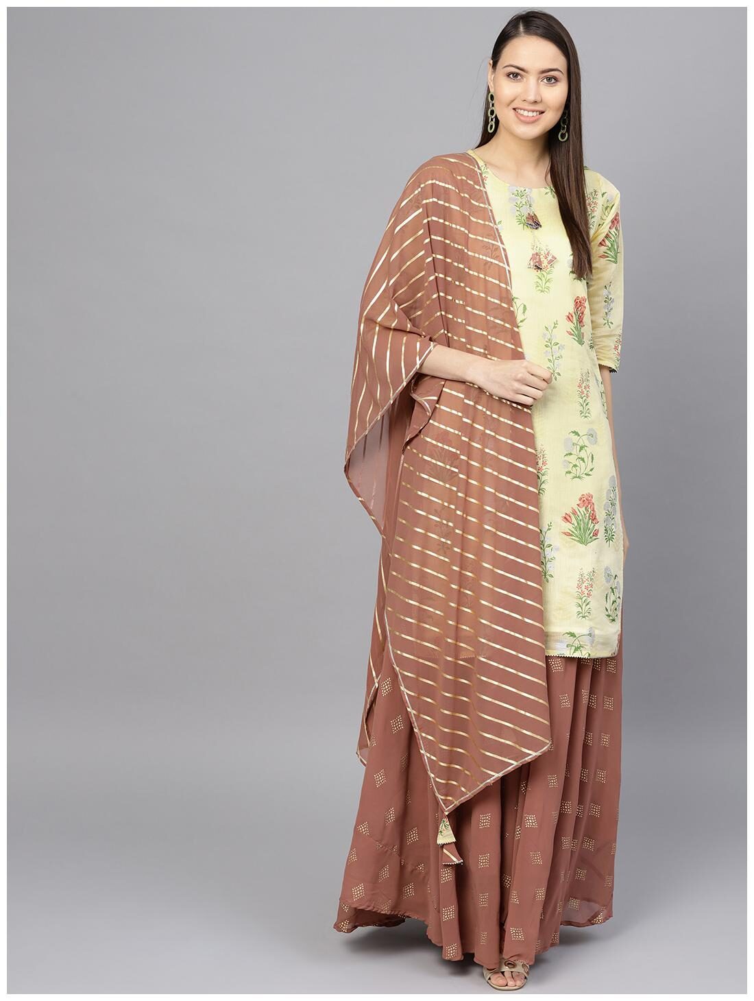 

Ahalyaa Women Yellow Printed Straight Kurta With Skirt And Dupatta