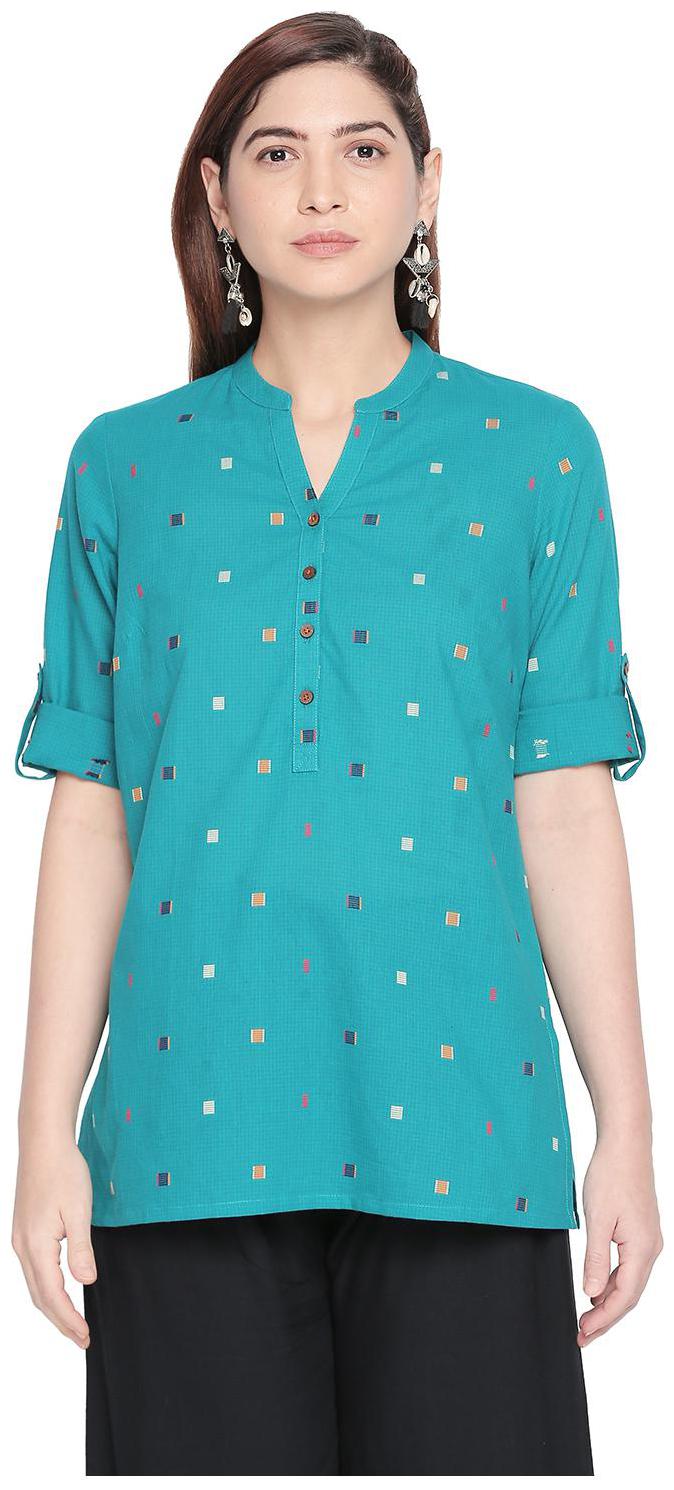 

Akkriti By Pantaloons Women Self design Regular top - Blue