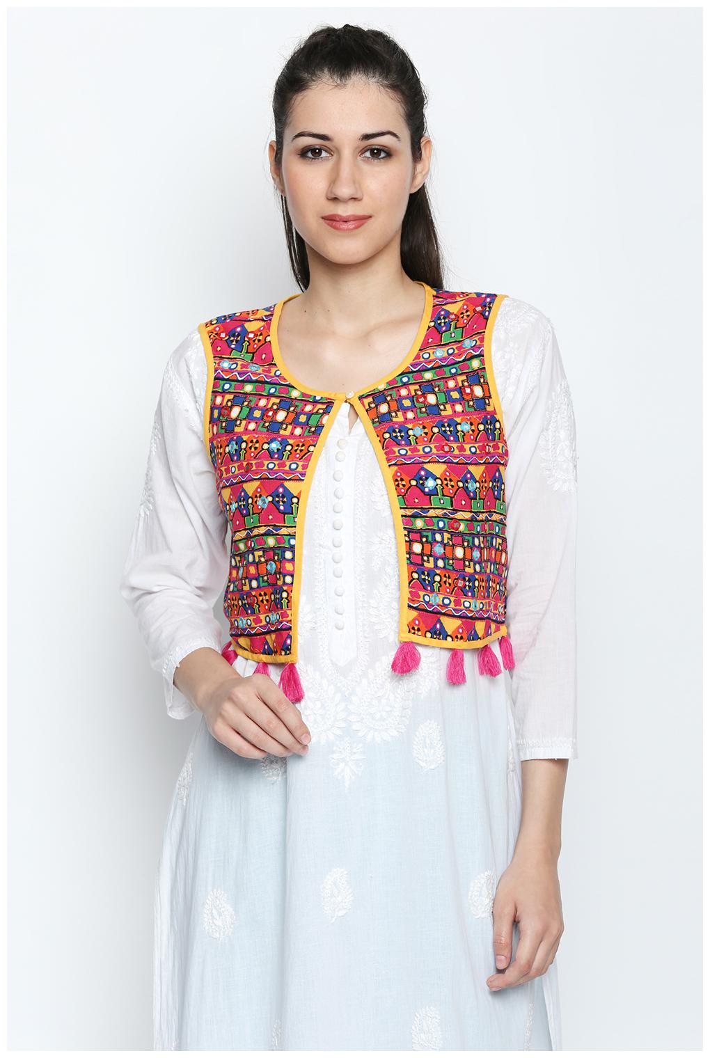 

Akkriti by Pantaloons Women Jacket Pink