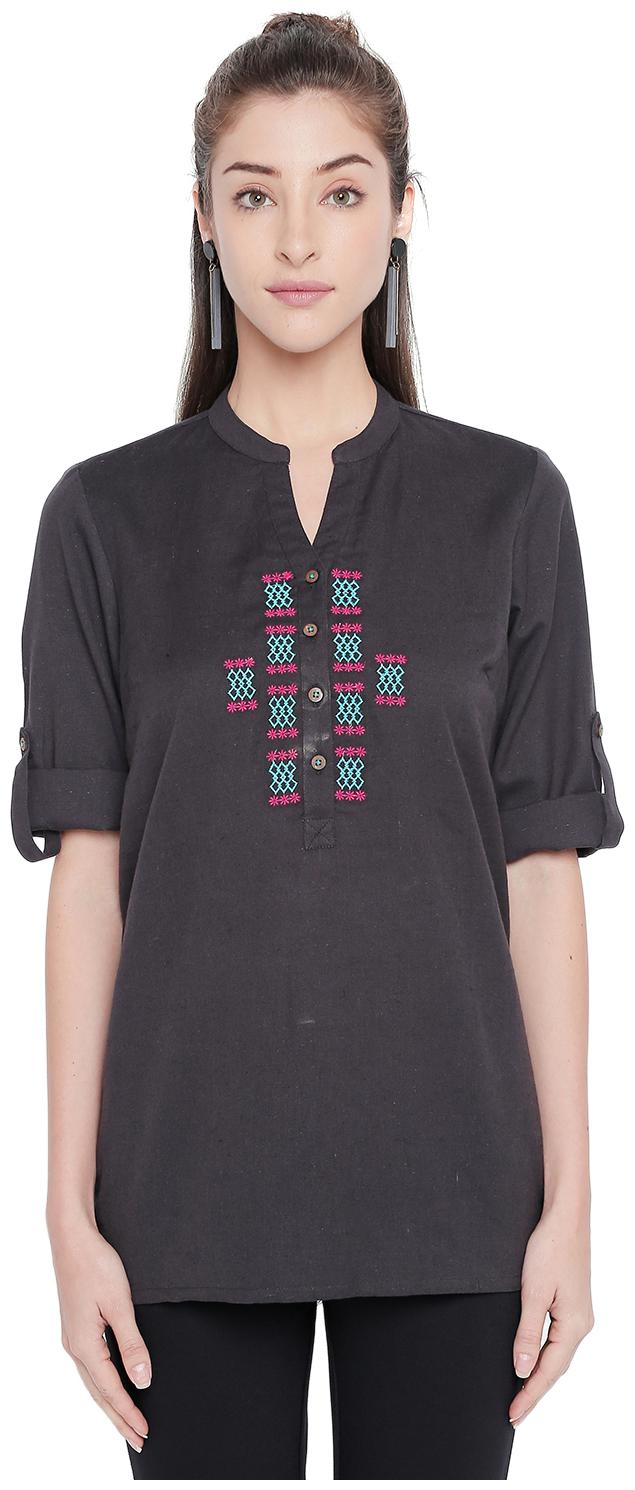 

Akkriti By Pantaloons Women Embroidered Regular tunic - Grey