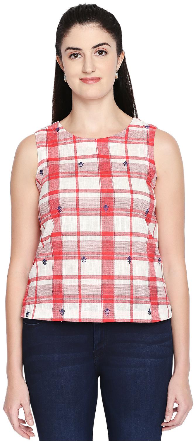 

Akkriti By Pantaloons Women Embroidered Regular top - Multi