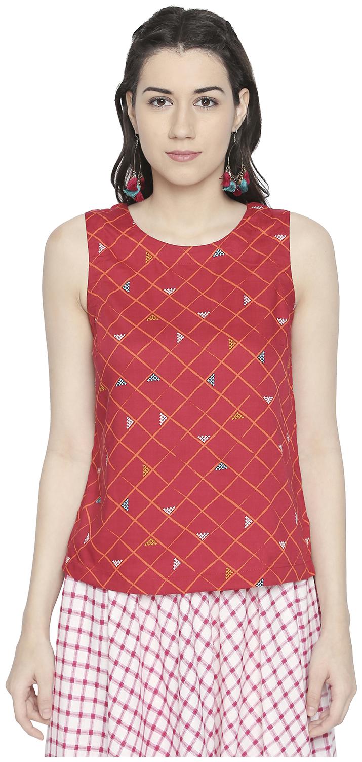 

Akkriti By Pantaloons Women Printed Regular top - Red