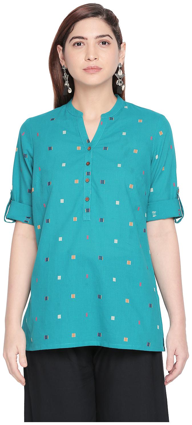 

Akkriti By Pantaloons Women Self design Regular top - Blue