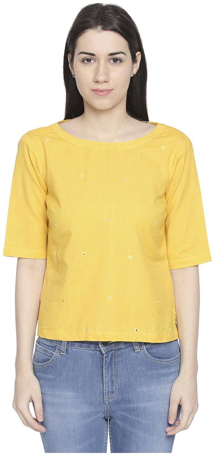 

Akkriti By Pantaloons Women Solid Regular top - Yellow