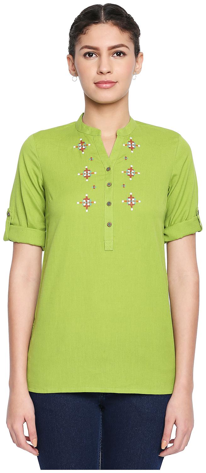 

Akkriti By Pantaloons Women Embroidered Regular top - Beige