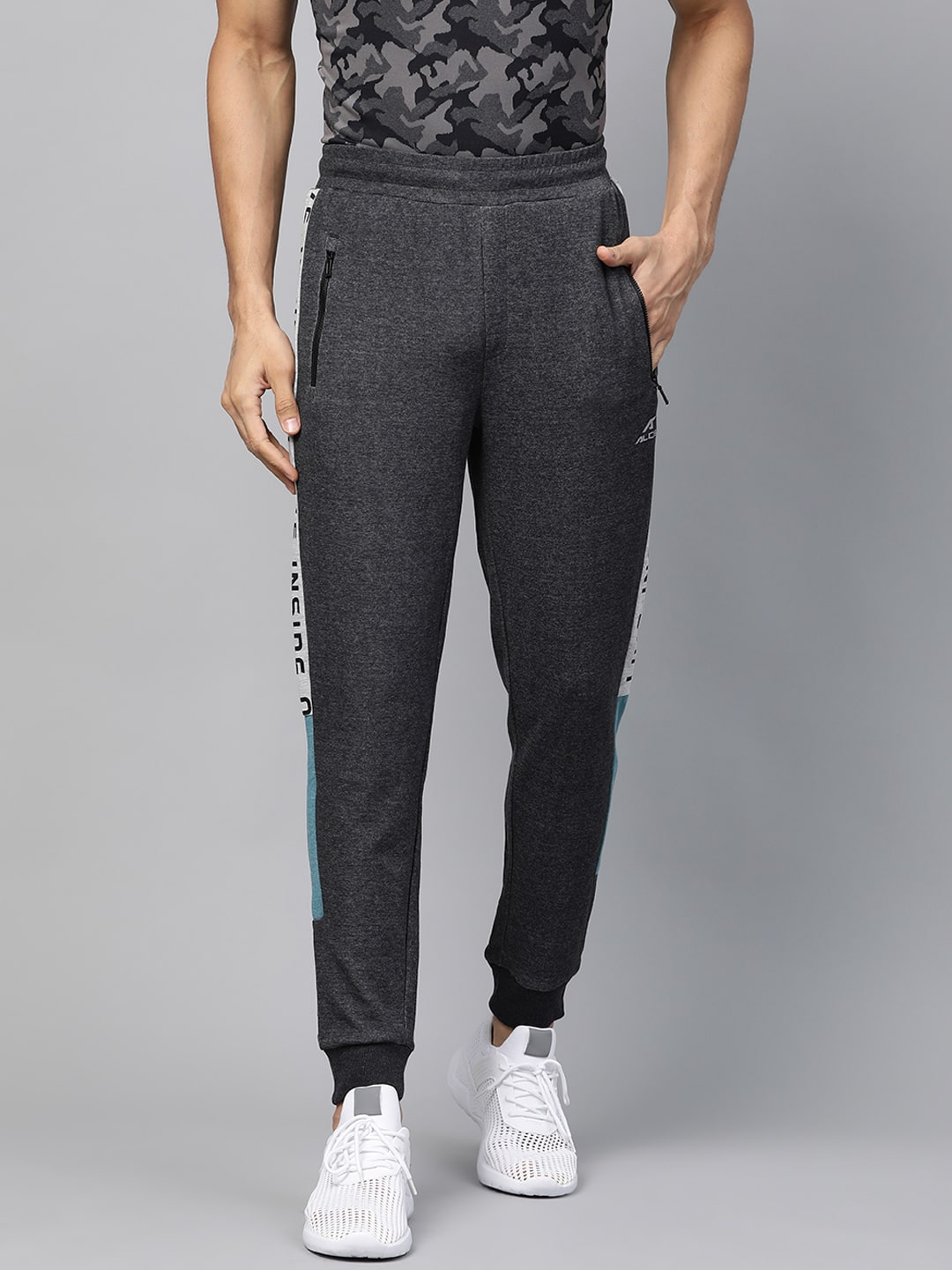 

Alcis Men Black Solid Regular fit Joggers
