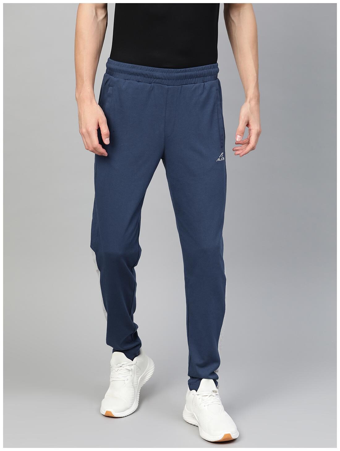 

Alcis Men Blue Solid Regular fit Track pants