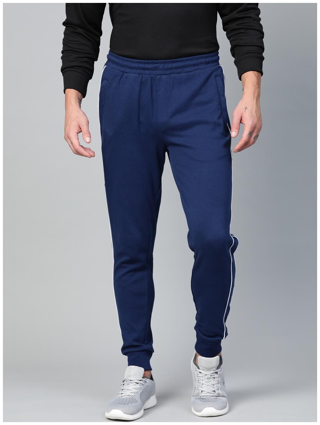 

Alcis Men Blue Solid Slim fit Track pants