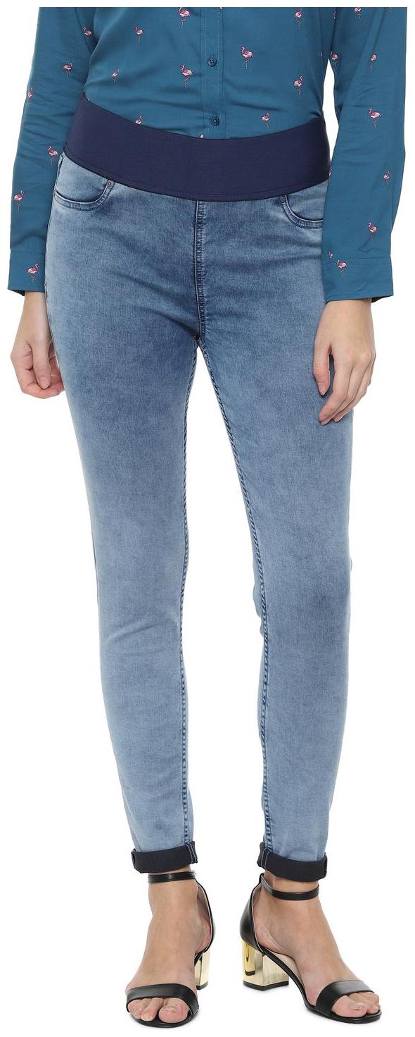 

Allen Solly Women Blue Relaxed fit Jeans