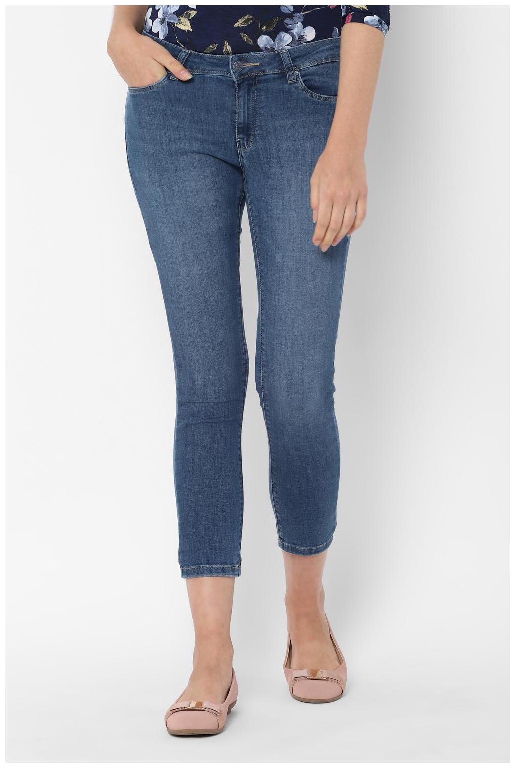 

Allen Solly Women Blue Relaxed fit Jeans