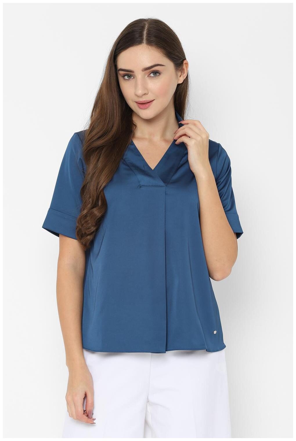

Allen Solly Women Solid Regular top - Blue
