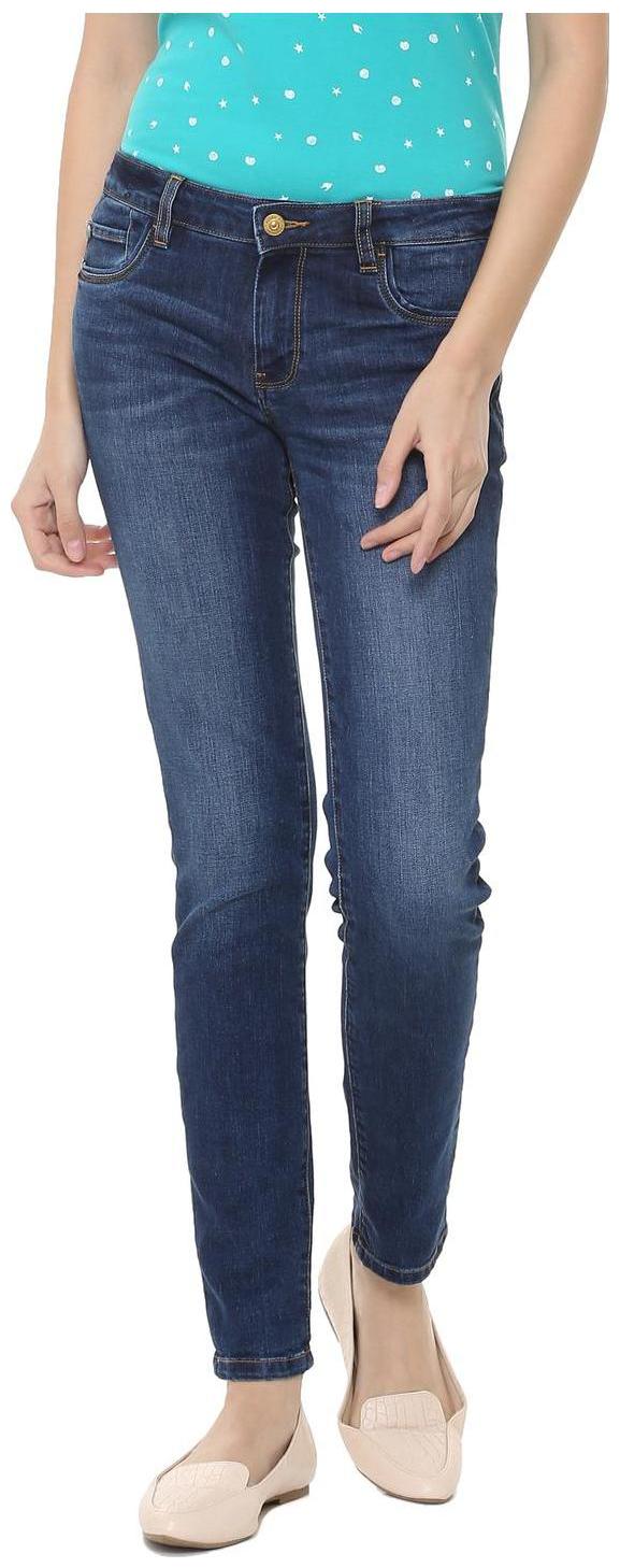 

Allen Solly Women Blue Relaxed fit Jeans