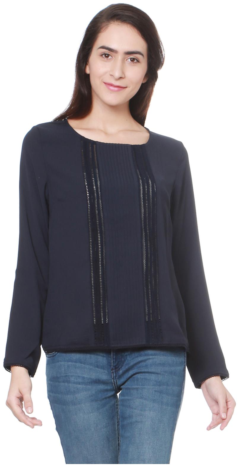 

Allen Solly Women Solid Regular top - White