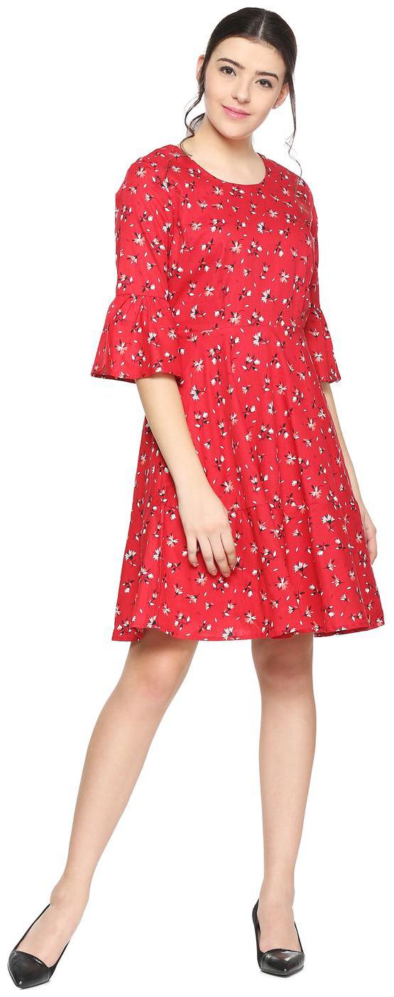 

Allen Solly Red Geometric A-line dress