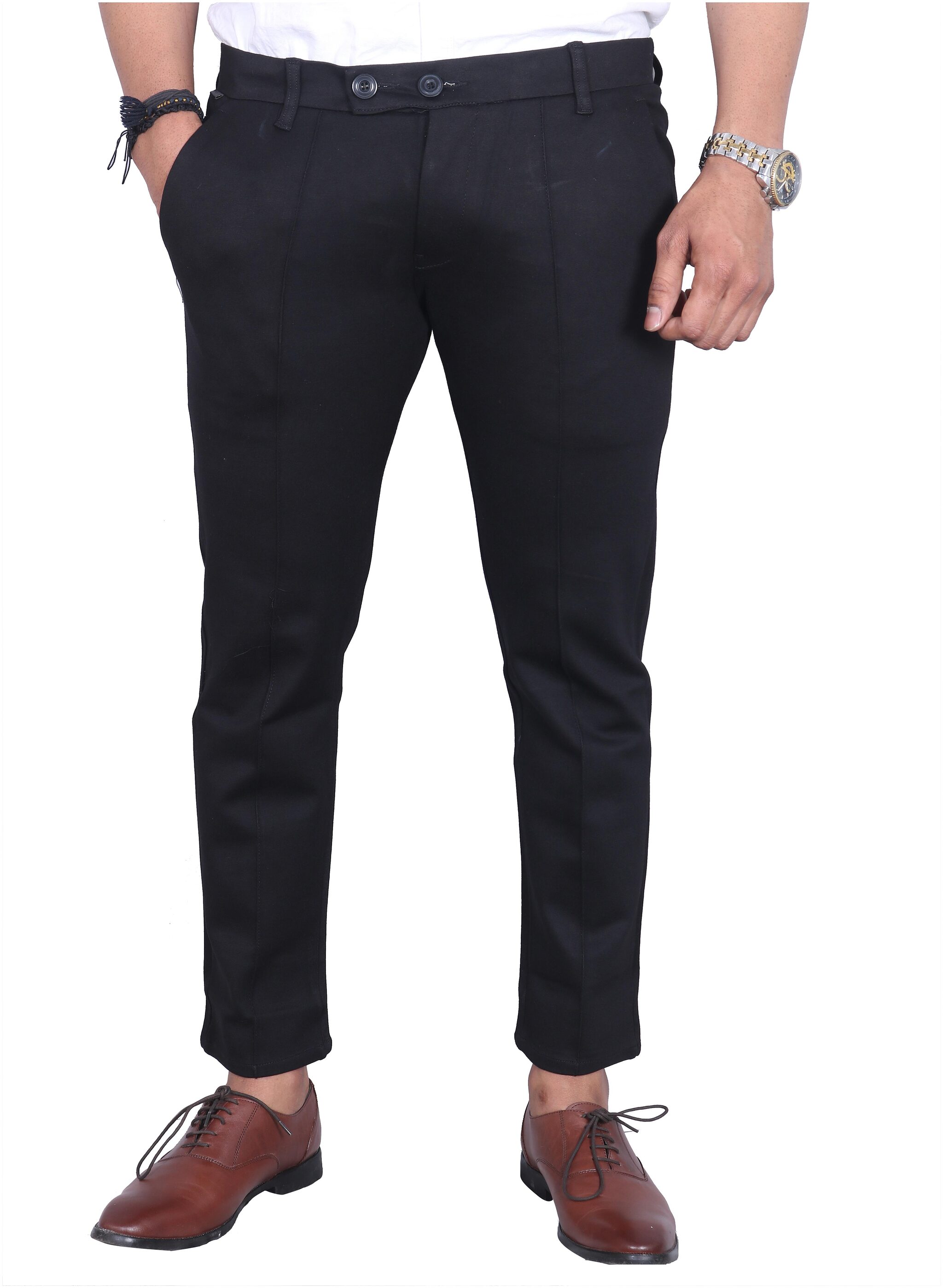 

Allons-Y Let s go Men Black Solid Regular fit Chinos