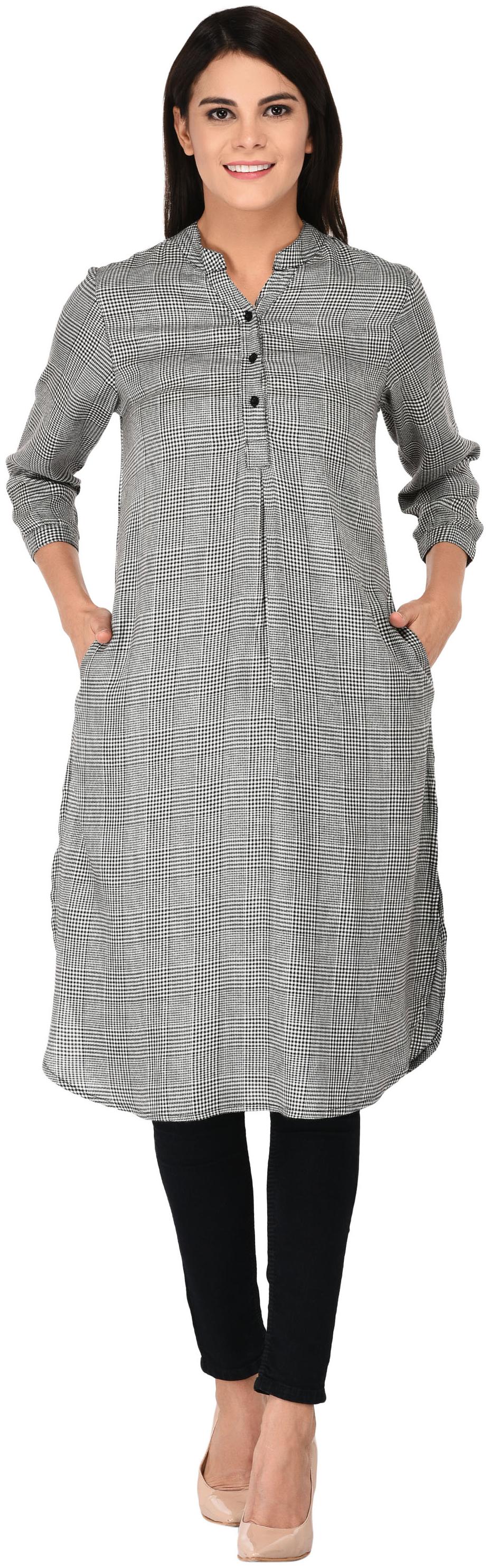 

Amadore Women Checked Regular tunic - Black