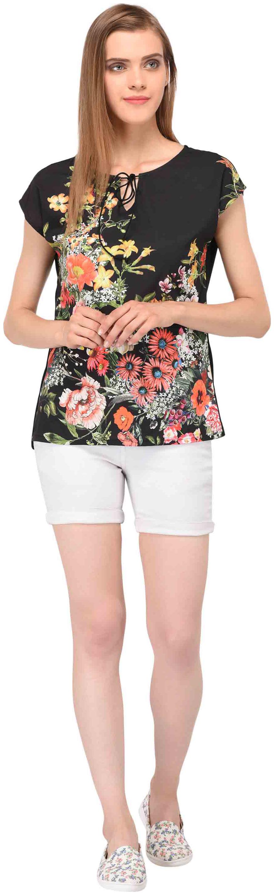 

Amadore Women Printed Regular top - Black