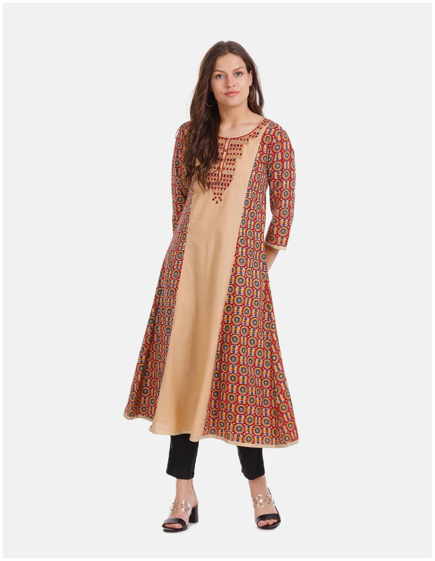 

Anahi Women Beige Printed Panelled Kurta