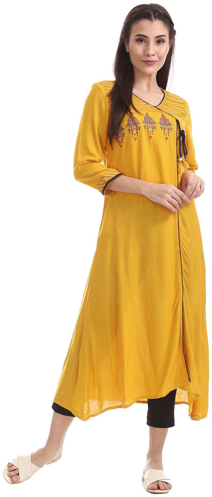 

Anahi Women Yellow Embroidered Anarkali Kurta