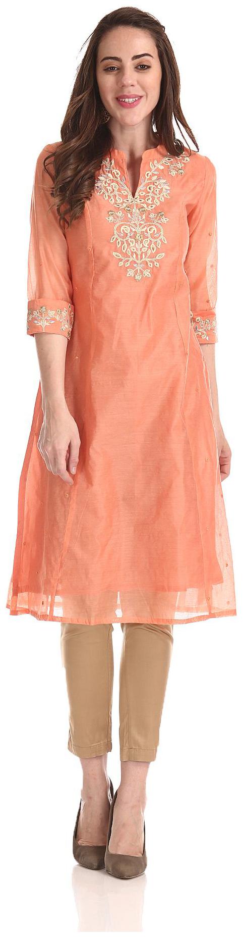 

Anahi Women Pink Embroidered Straight Kurta