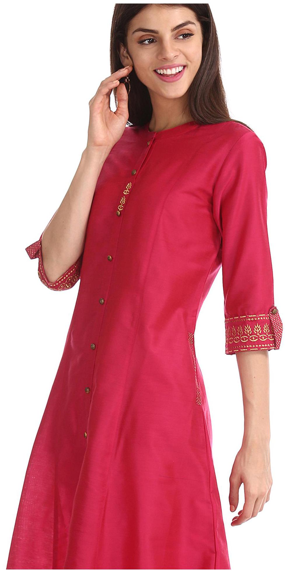 

Anahi Women Pink Solid Straight Kurta