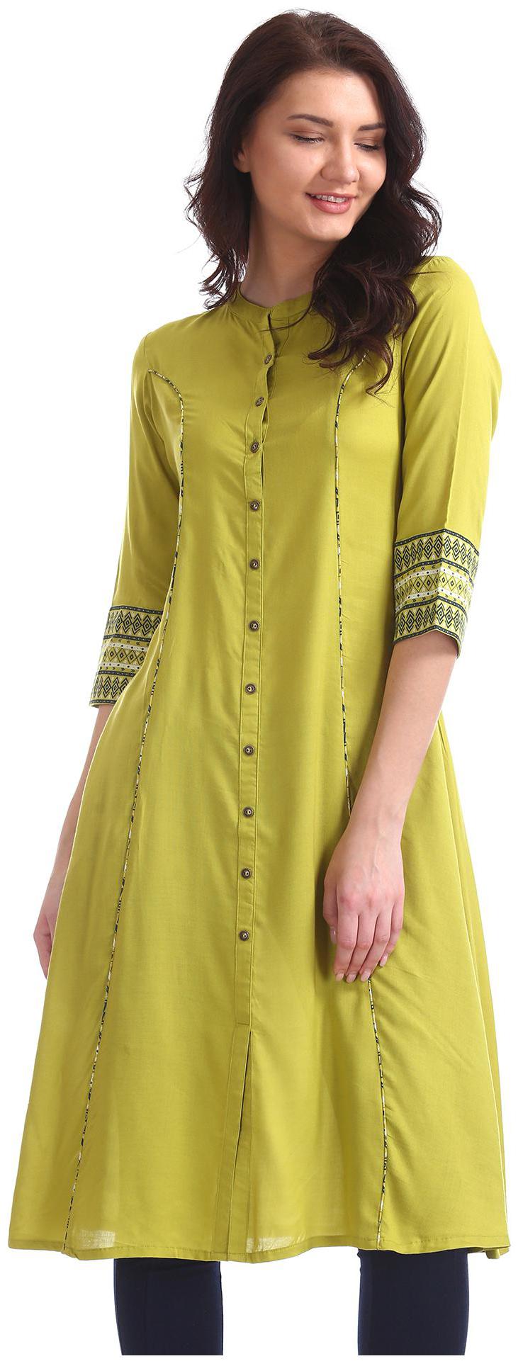 

Anahi Women Green Solid Straight Kurta
