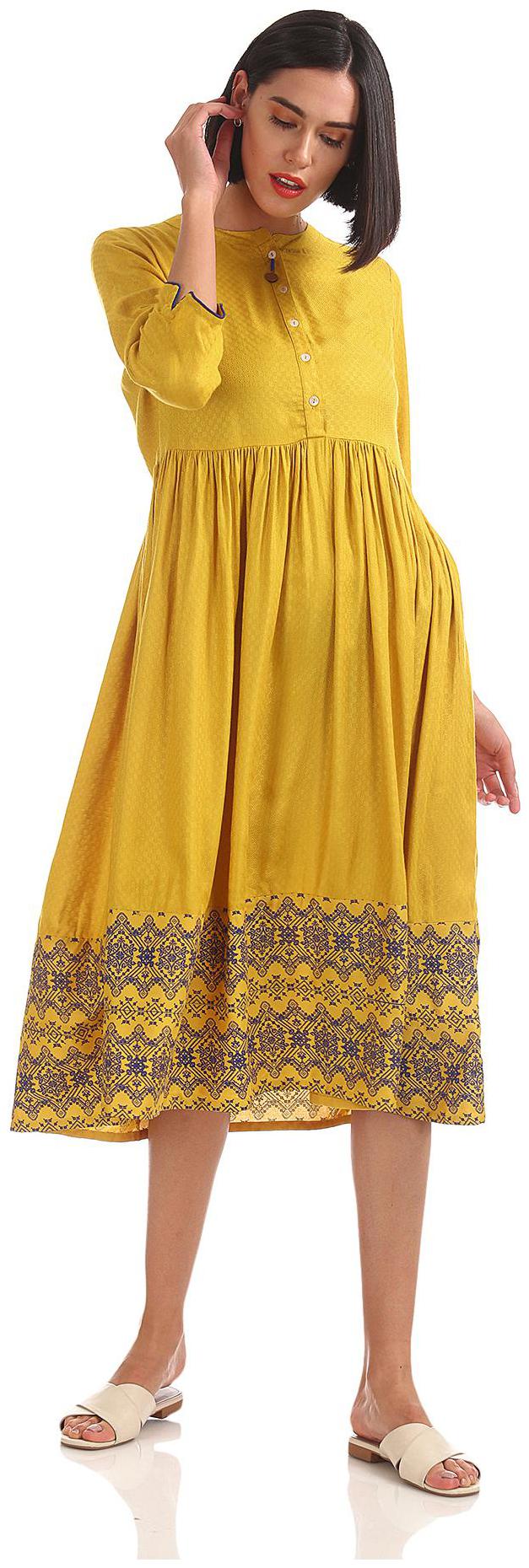 

Anahi Women Yellow Solid Straight Kurta