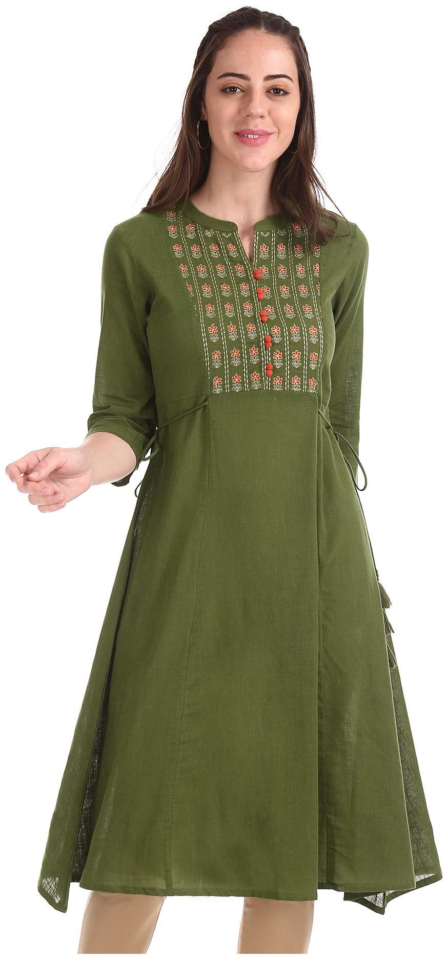 

Anahi Women Green Printed Straight Kurta