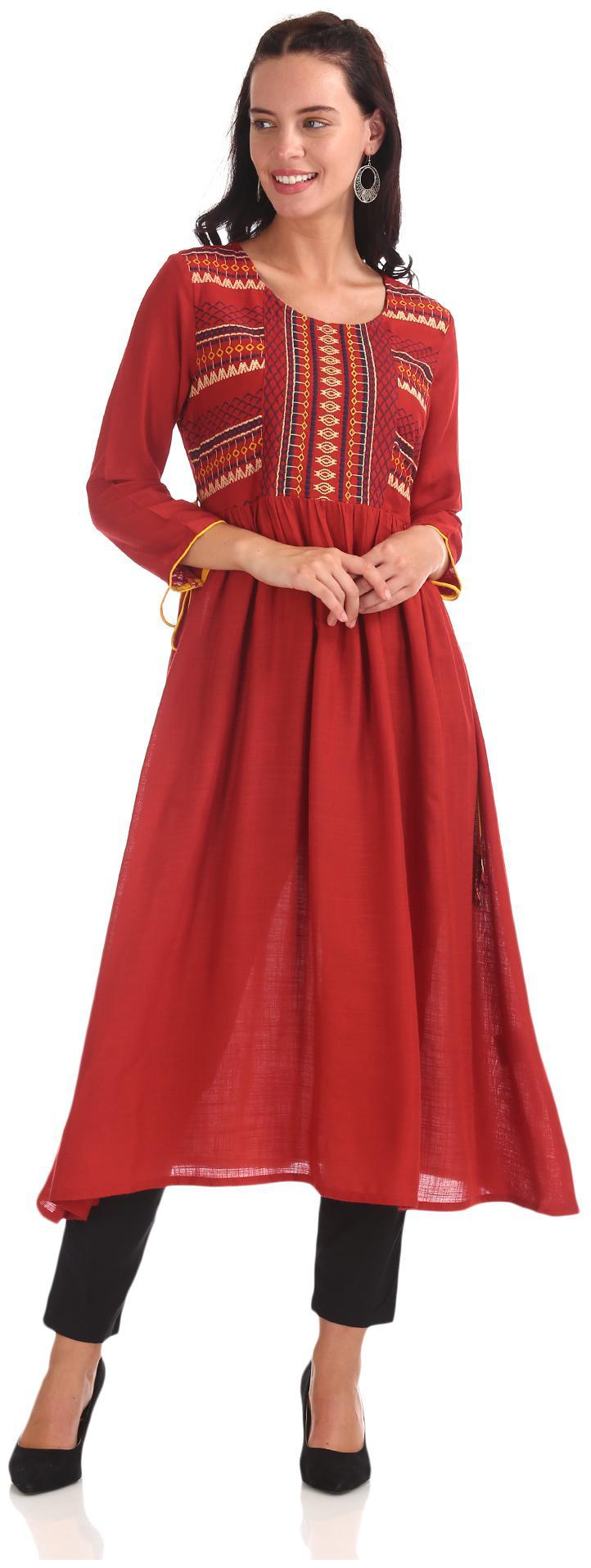 

Anahi Women Red Printed Straight Kurta