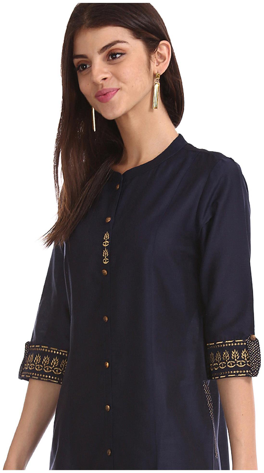 

Anahi Women Blue Solid Straight Kurta