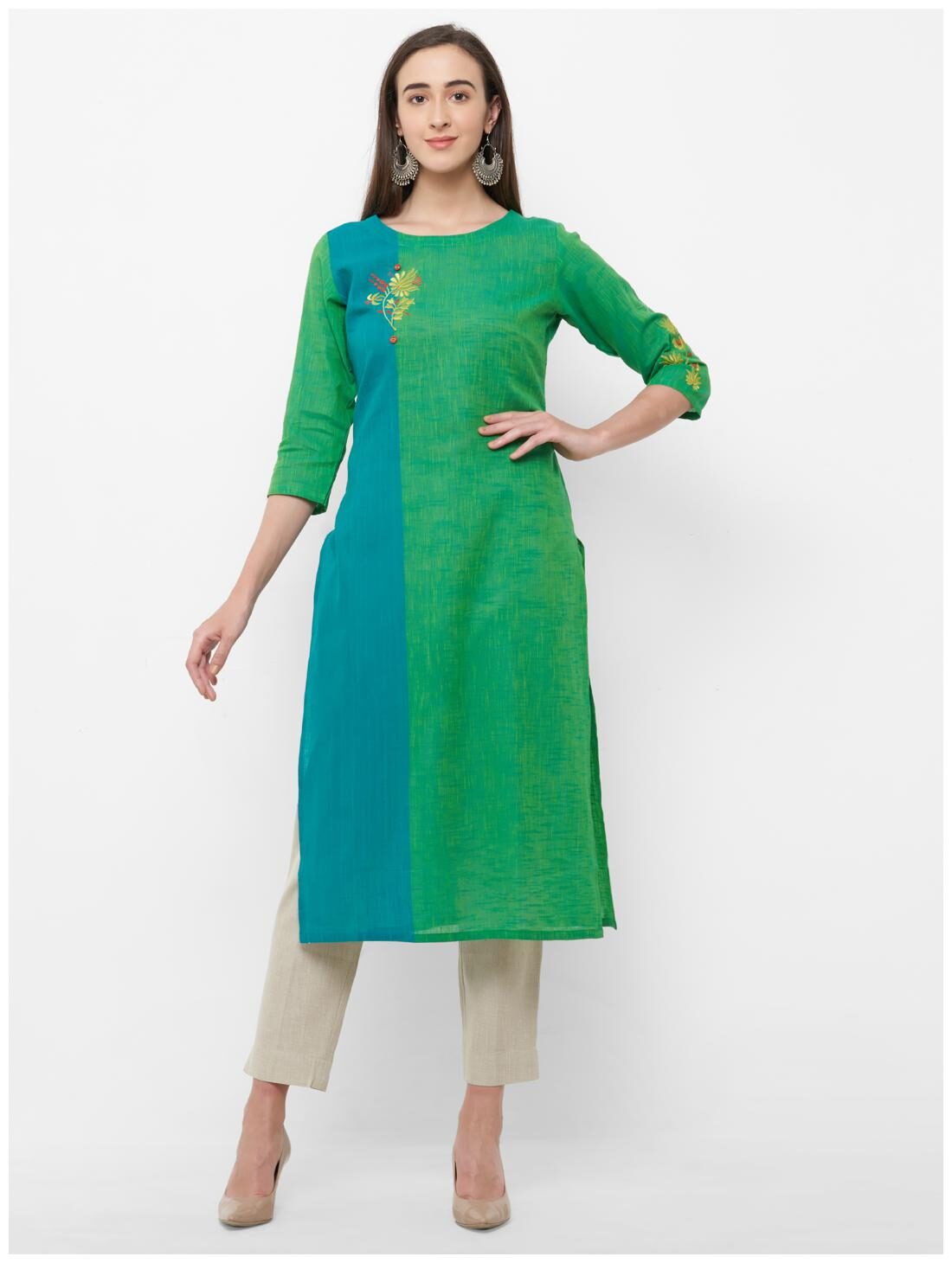 

ANVITA Women Green Embroidered Straight Kurti