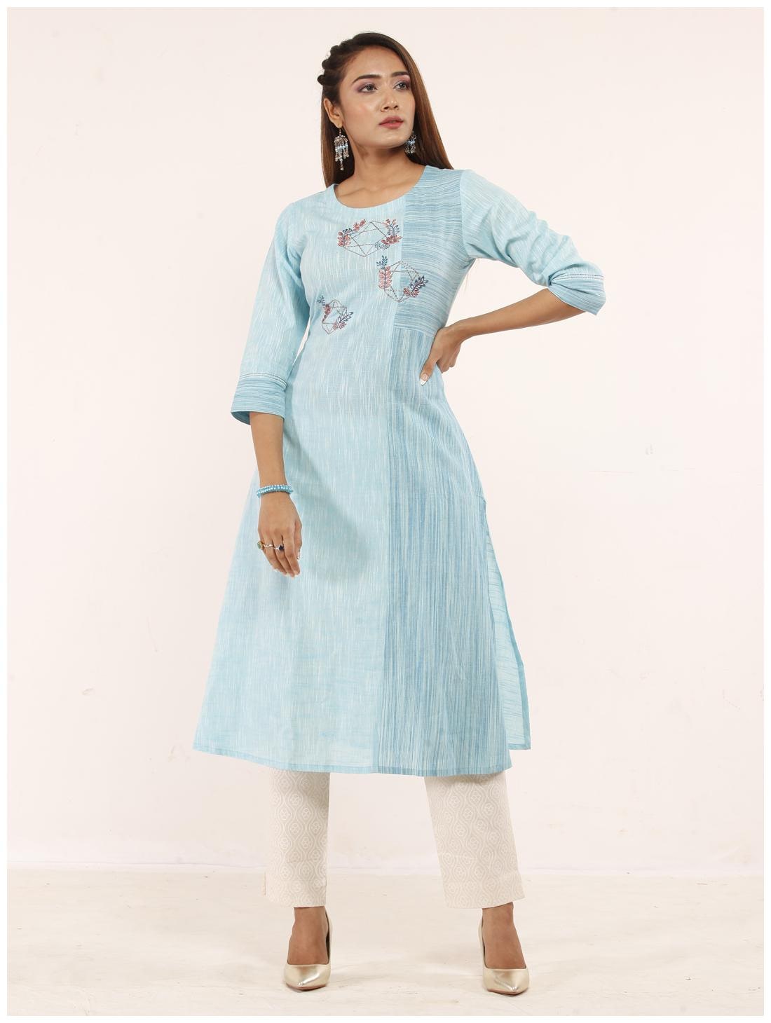 

ANVITA Women Blue Embroidered Regular Kurti