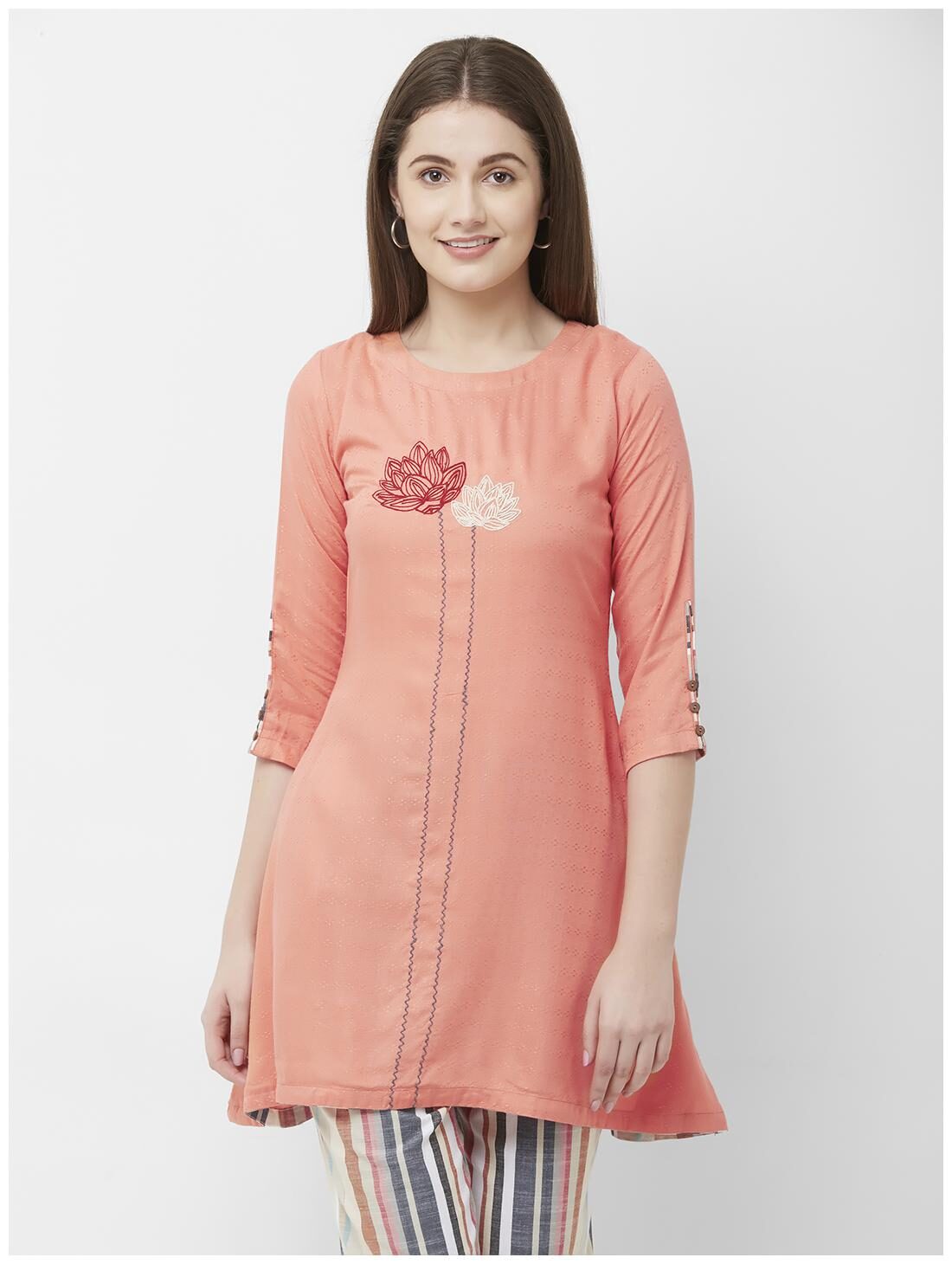 

ANVITA Women Cotton Embroidered Kurta Peach