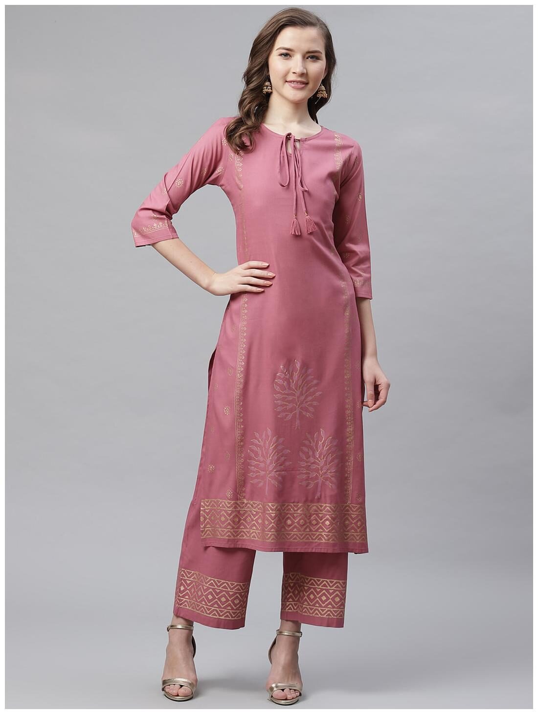 

Aprique Fab Women Viscose Rayon Foil Print Purple Kurta With Palazzo