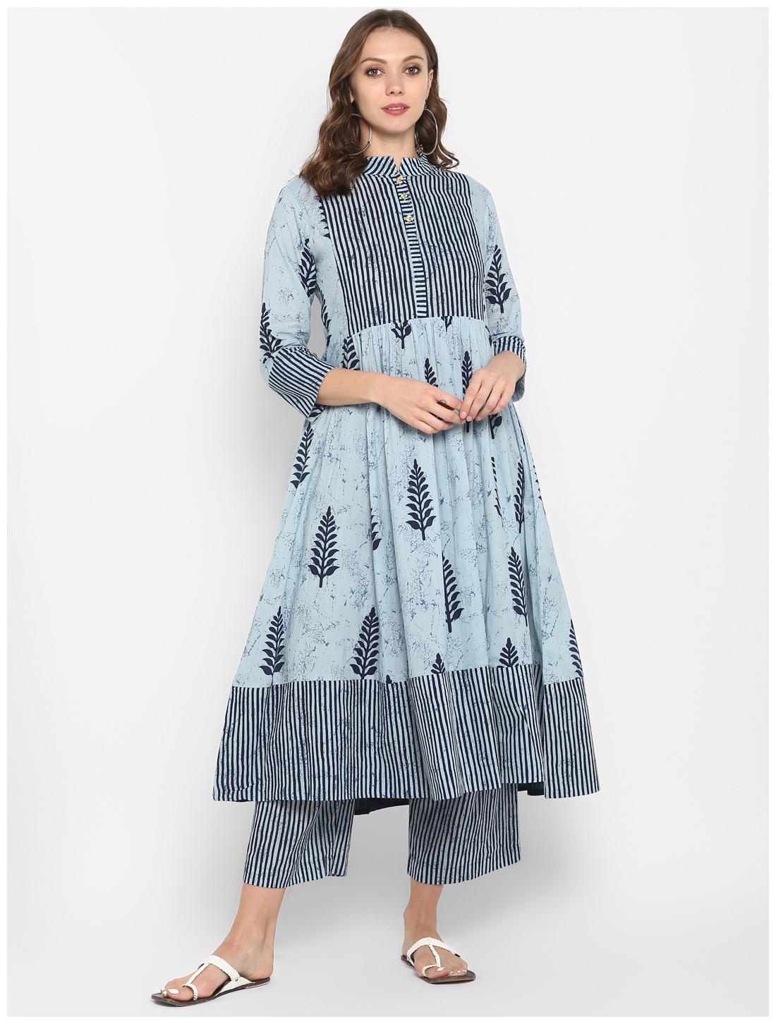 

Aprique Fab Women Blue Floral Straight Kurta With Palazzo