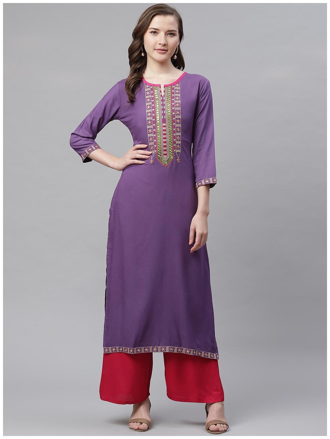 

Aprique Fab Women Purple Embroidered Straight Kurta