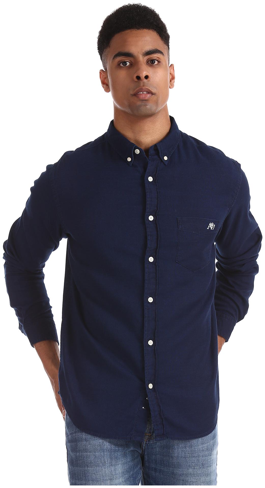 

A ropostale Men Blue Solid Regular Fit Casual Shirt