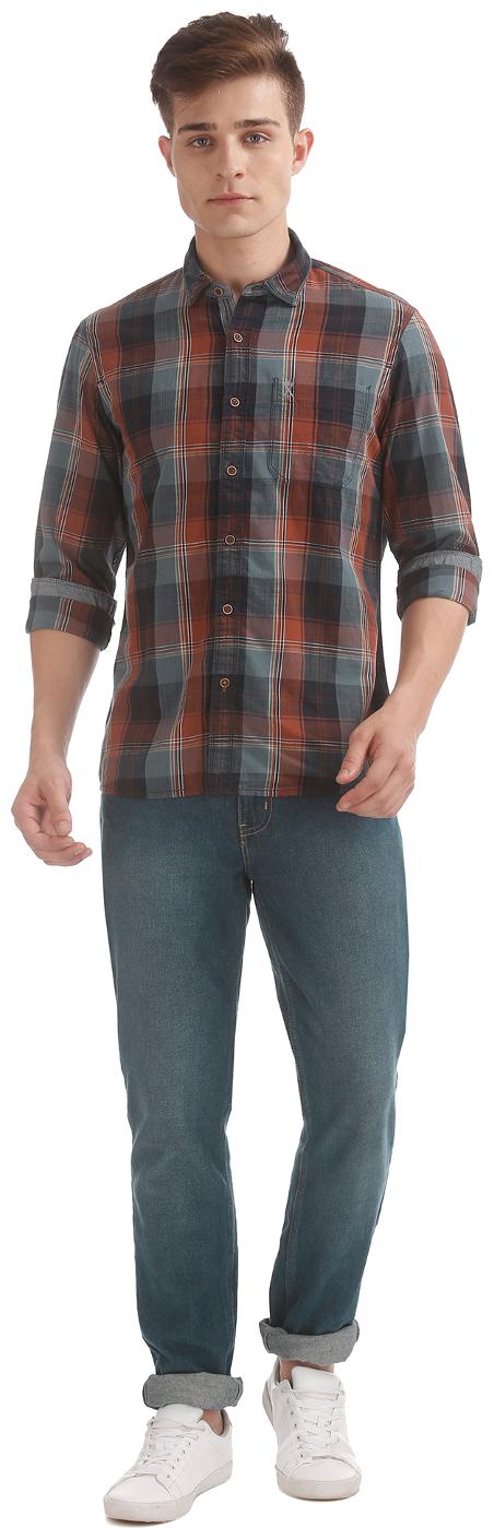 

Arrow Men Multi Checked Slim Fit Casual Shirt