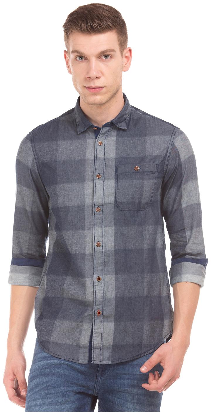 

Arrow Men Grey Checked Slim Fit Casual Shirt