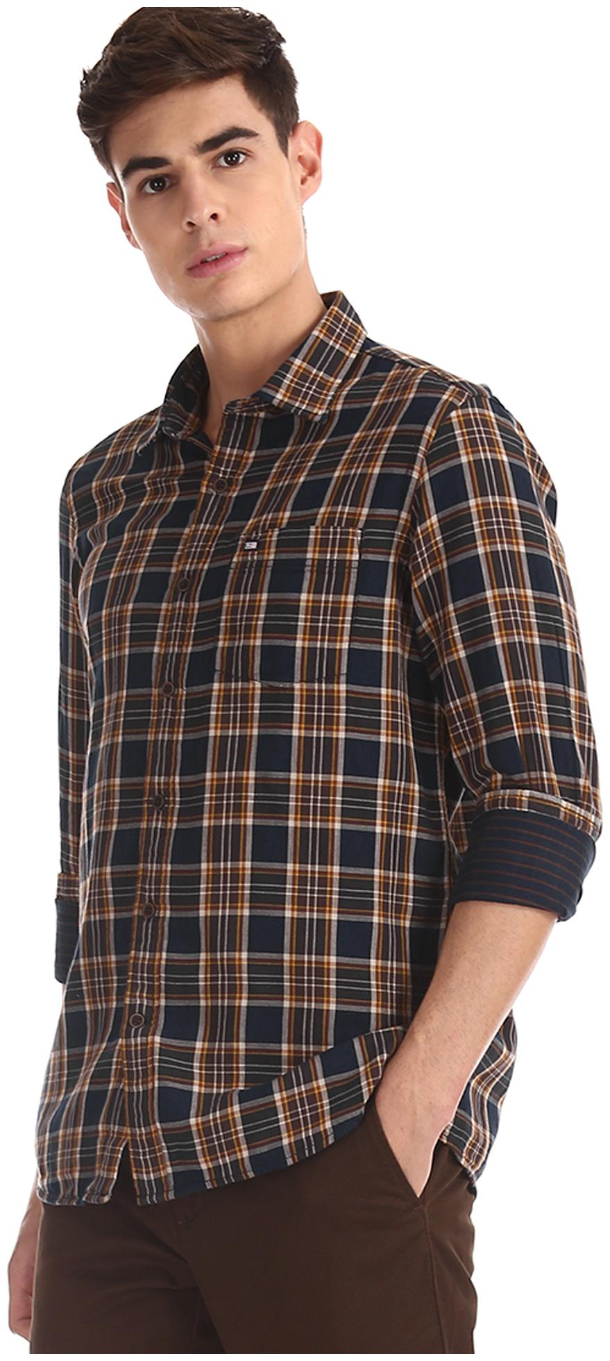 

Arrow Men Brown Checked Slim Fit Casual Shirt