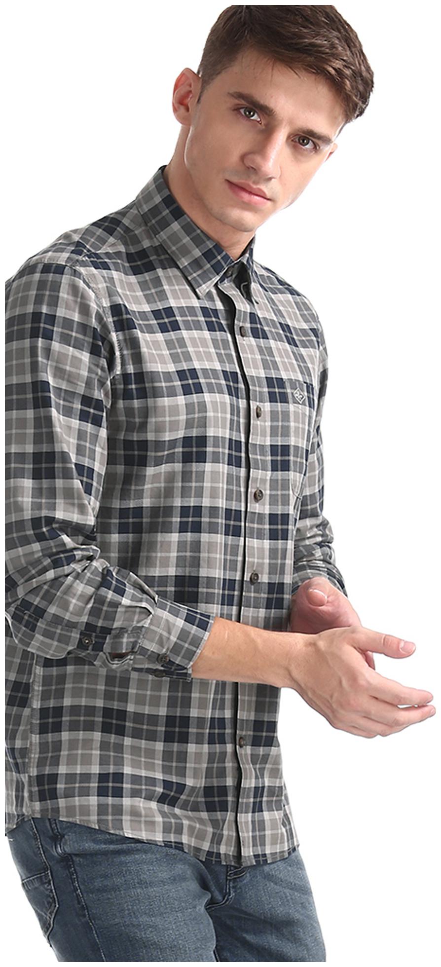 

Arrow Men Grey Checked Slim Fit Casual Shirt