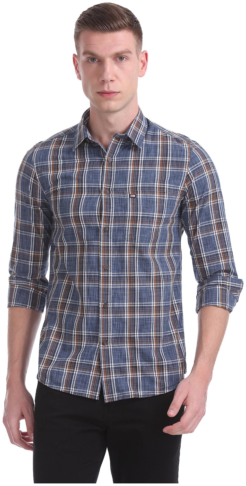 

Arrow Men Blue Checked Regular Fit Casual Shirt