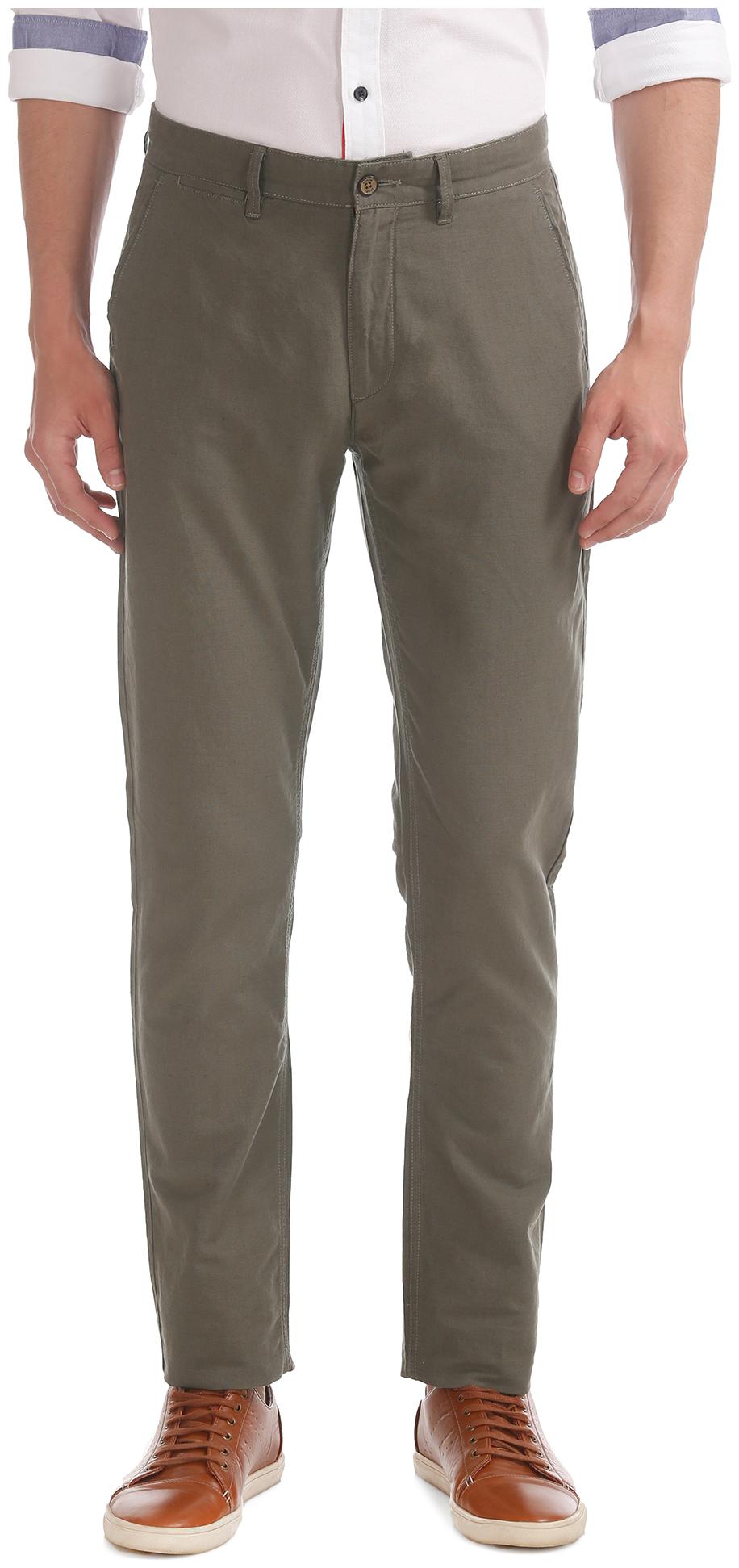

Arrow Men Green Solid Slim fit Chinos
