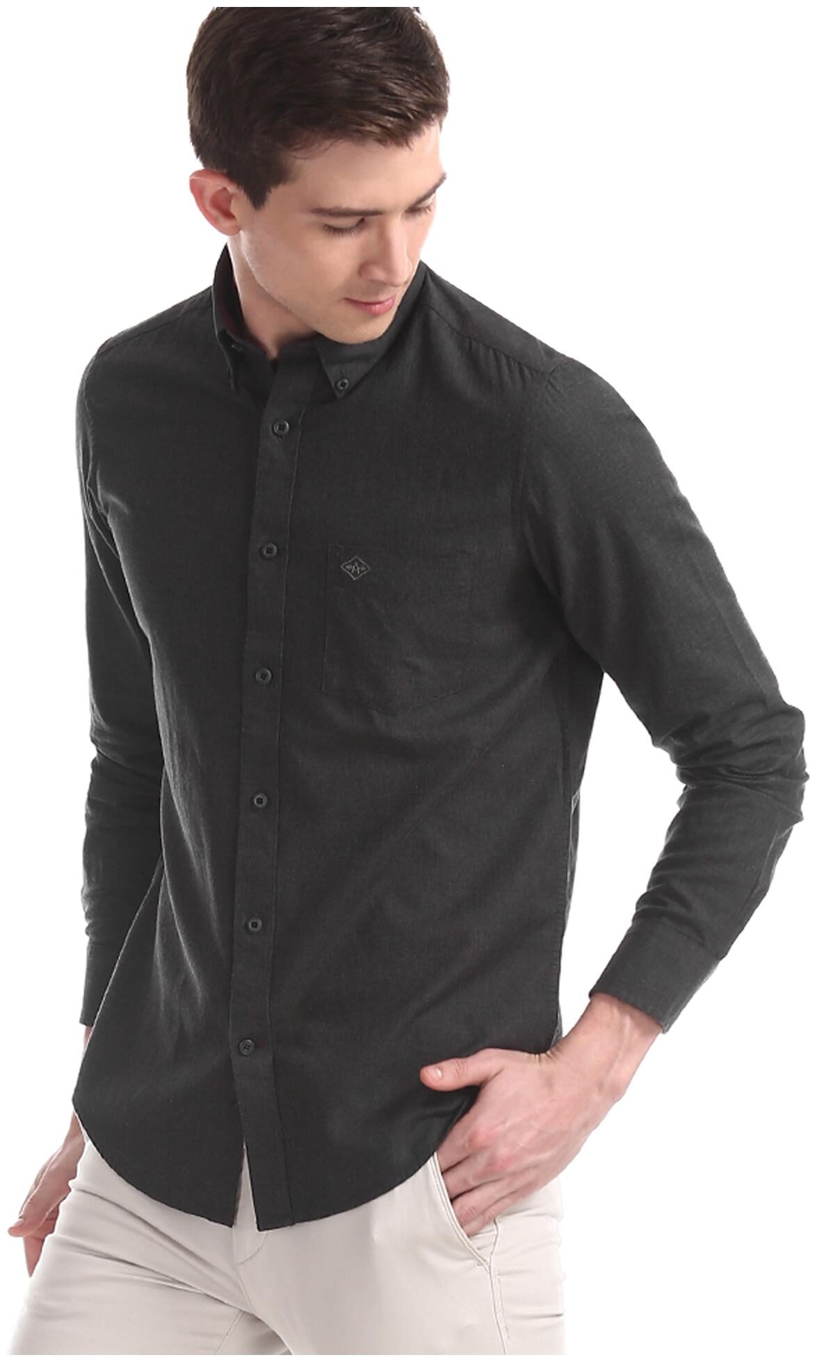 

Arrow Men Grey Solid Slim Fit Casual Shirt