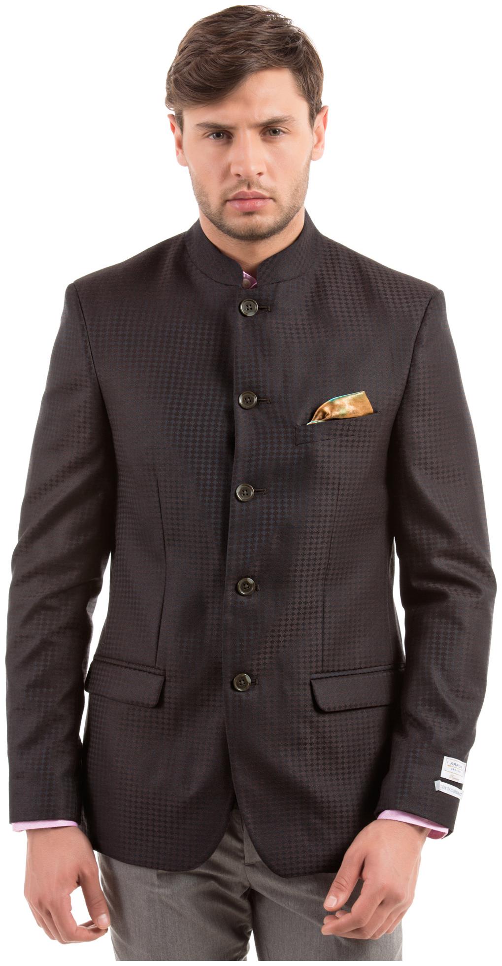 

Arrow Men Brown Solid Regular fit Single Breasted Blazer