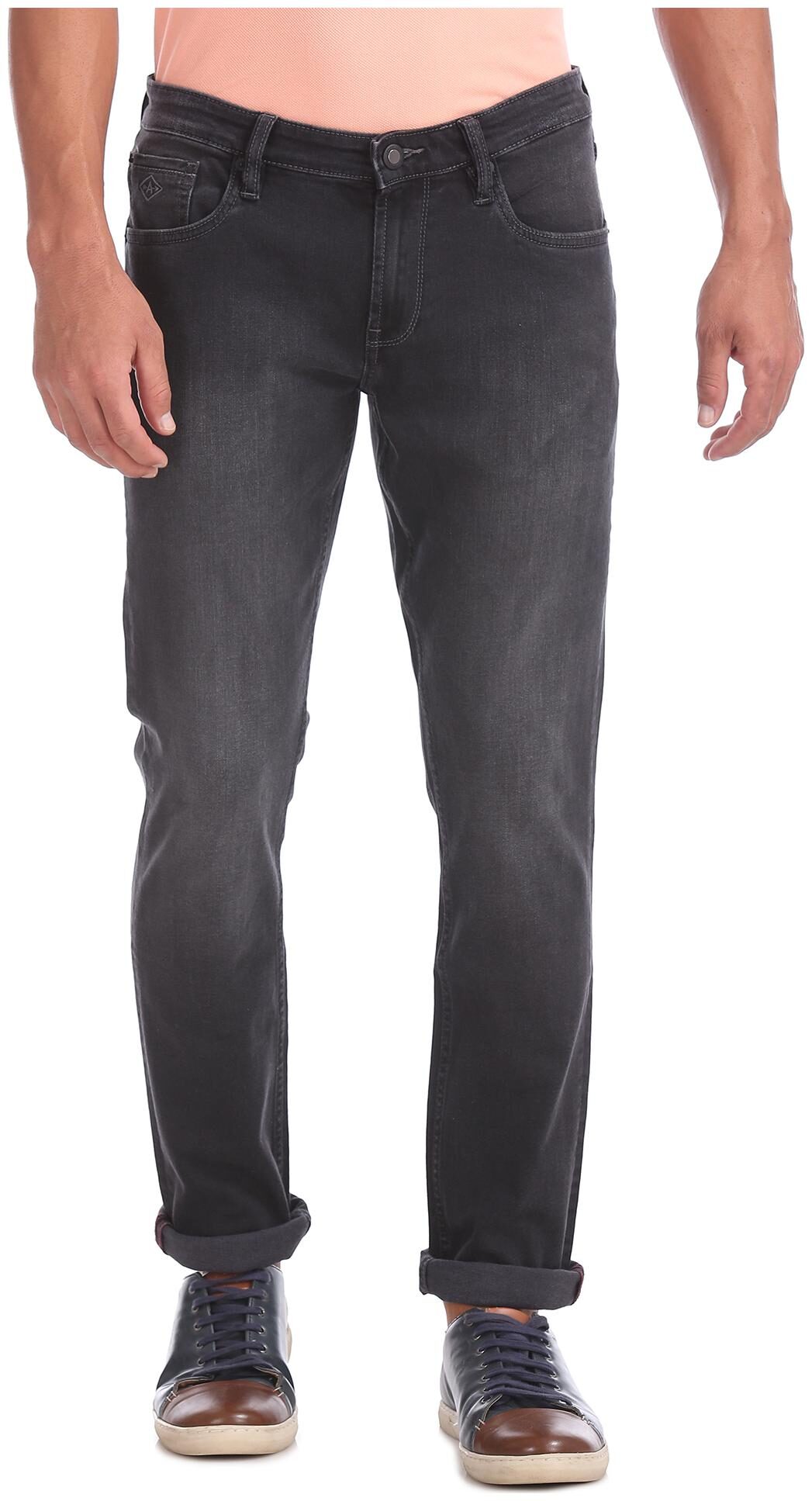 

Arrow Men Black Slim Fit Jeans